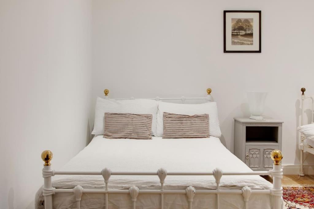 Princes Villa - Large Fully Self Contained Flat, 5 Minutes From The Sea Hastings Exterior photo